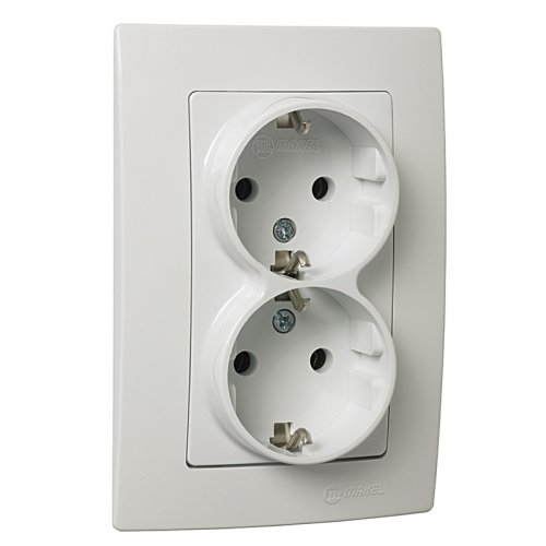 Розетка с заземлением двойная белая Makel Lilium Natural Kare 32001057