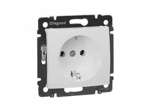 Розетка с заземлением Legrand Valena 774420 белая