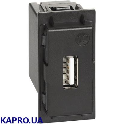 Зарядное устройство USB Тип А 1500мА 1 модуль LIVING NOW K4285C1